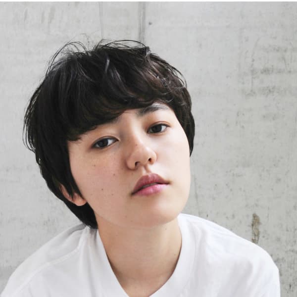 外国人風マッシュショート