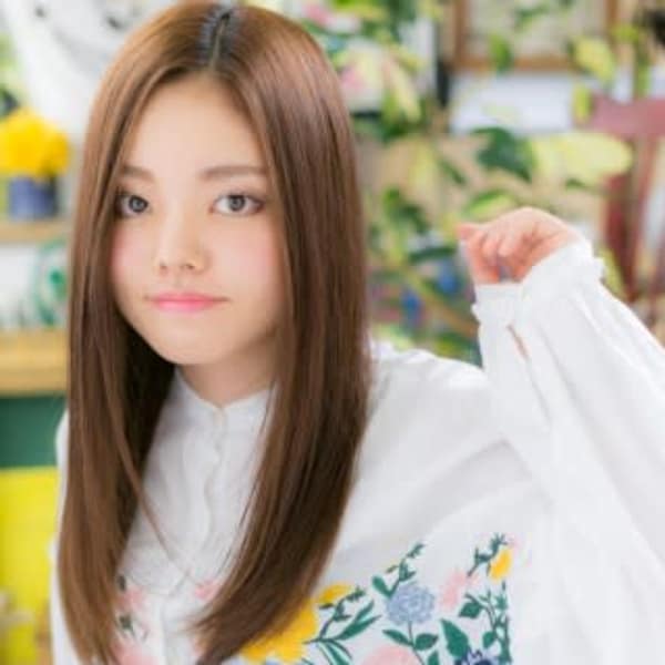 大人かわいい美人ストレート