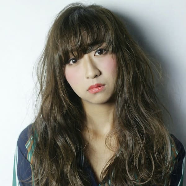 大人カジュアルカール_ジグザグバング_モード|es 西梅田