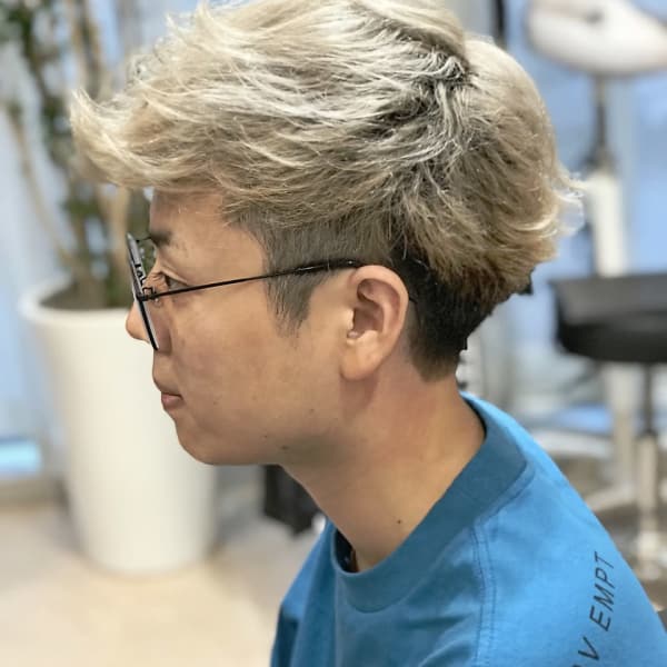 マッシュアレンジ外国人風ホワイトモヒカン