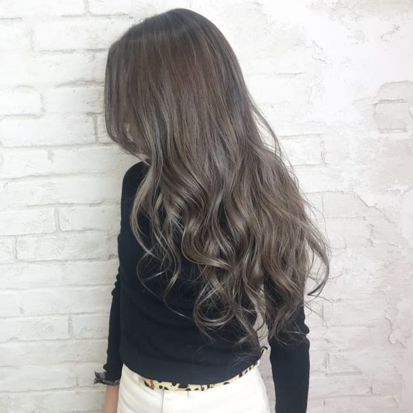 グレージュハイライトカラ― 池袋 HARUKA