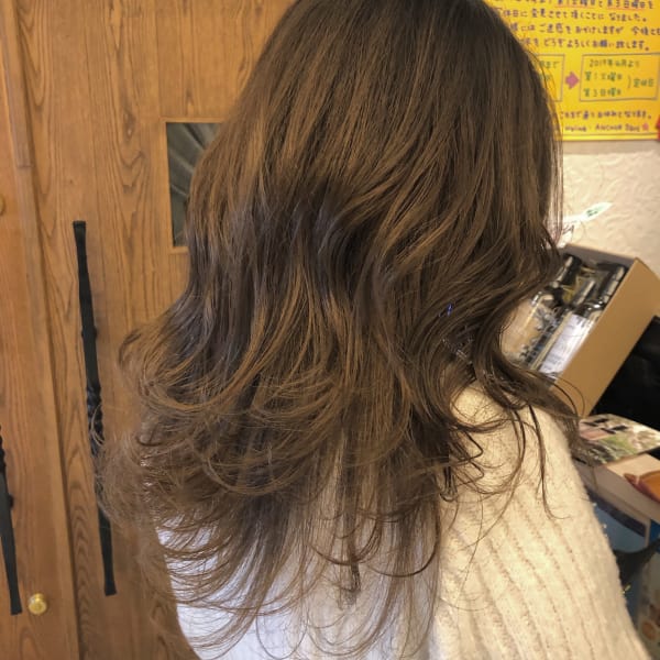 透明感たっぷり！大人のベージュグラデーション|ANCHOR welina