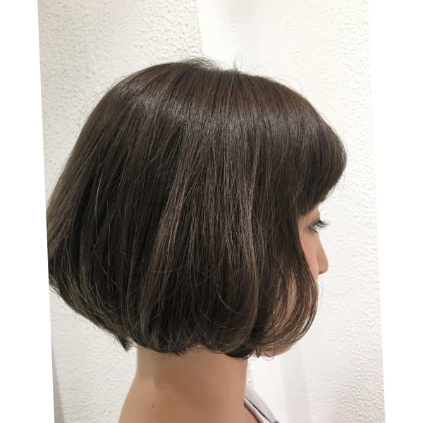 大人ハイライトショート【Ash元住吉店ヘアスタイル】