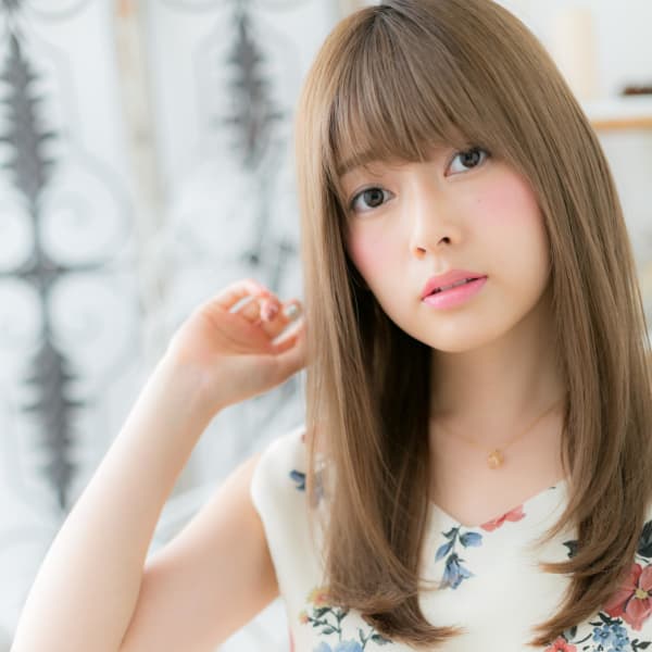 耳かけも◎憧れ☆やわらかツヤロング フェミニンストレート