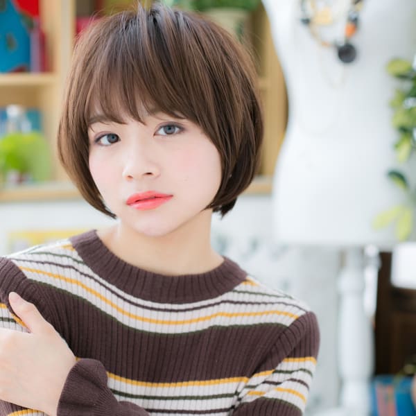 大人かわいい…フェミニンマッシュボブ エアリーショート