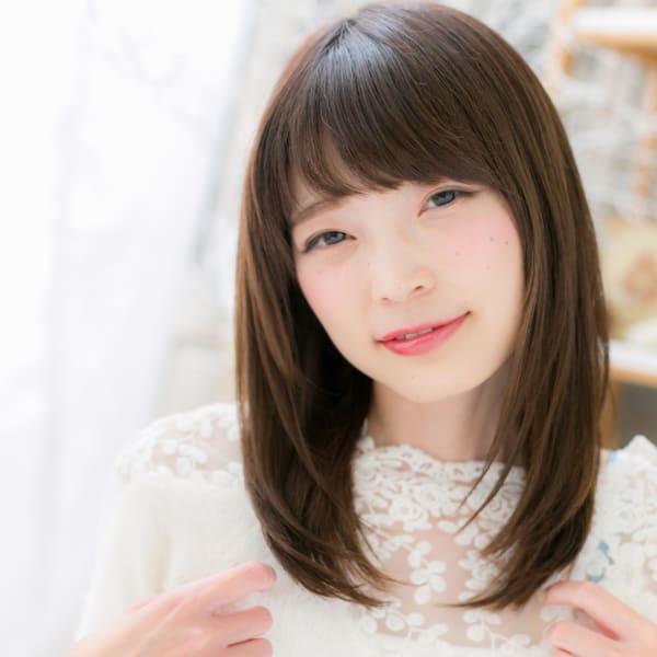 前下がり♪ナチュラル小顔ストレート モテロング