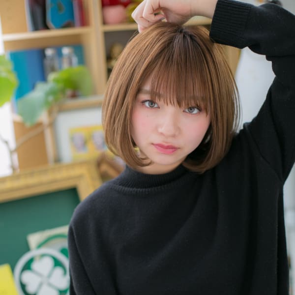 横顔美人♪外国人風カラー前下がりボブ エアリーカール