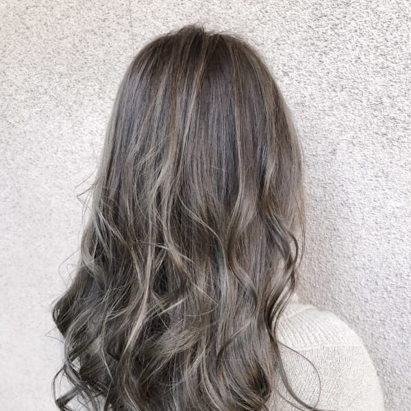 オススメ順 グラデーションカラー セミロングの髪型 ヘアスタイル 楽天ビューティ