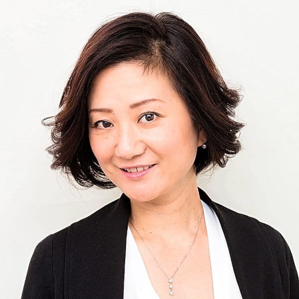 エレガントなふんわりショート