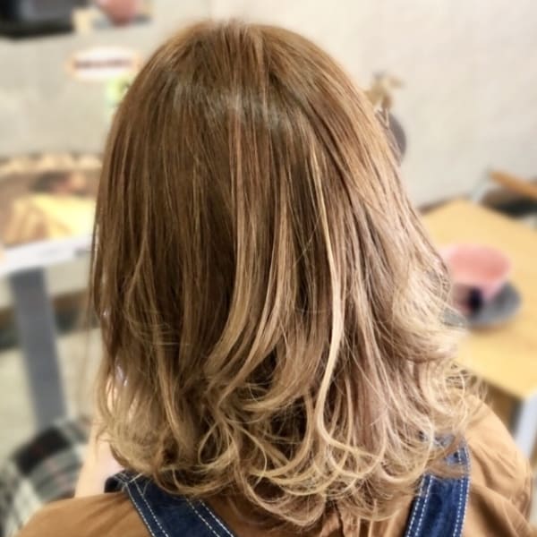 グラデーションカラー、バレイヤージュ