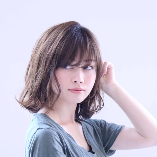【FACE。伊勢原】軽さのある大人ミディアム