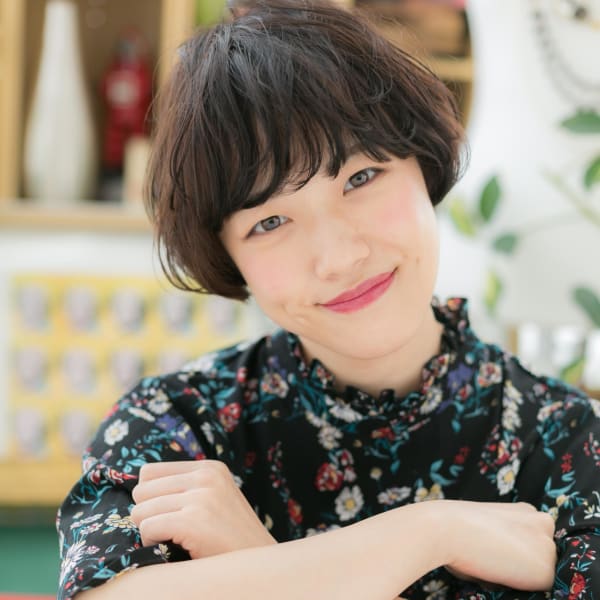 ニュアンス感ある、黒髪大人ボブ　ふんわりボブ