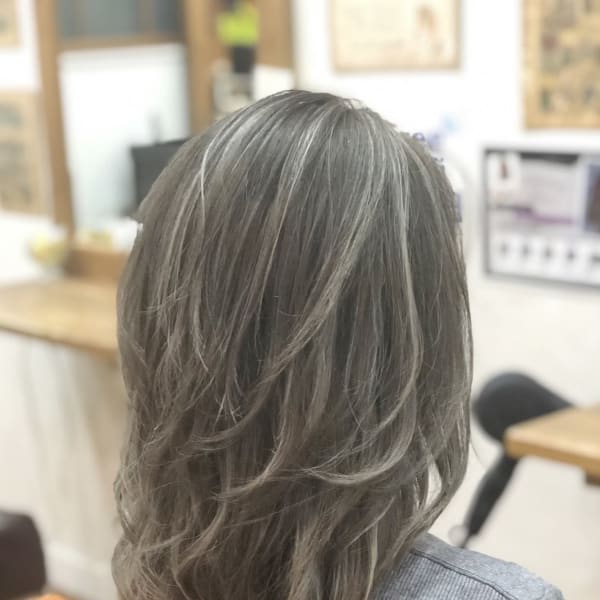 ハイライトグレージュ