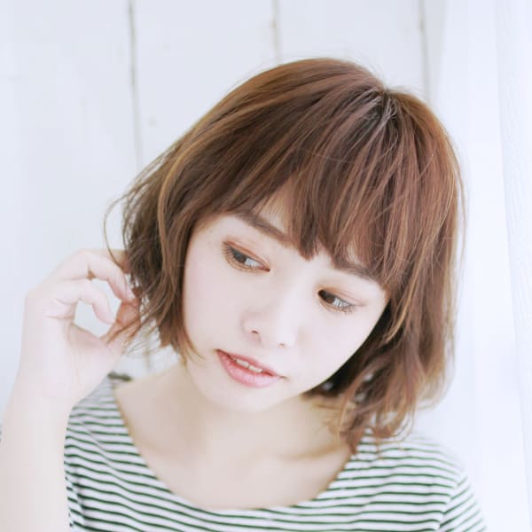 無造作ボブスタイル