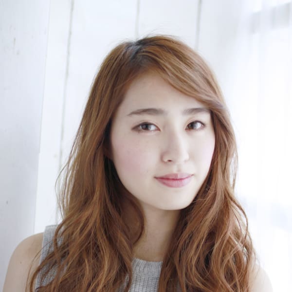 Aラインロングヘアースタイル