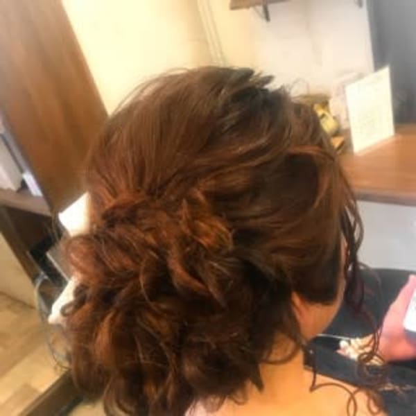 《Blanca鈴木まりな》ルーズヘアセット(木更津/朝日)|Blanca by Ricca