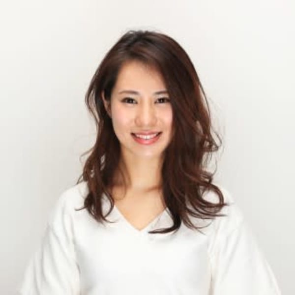 上田 真弓 Hair Life Design Tree ヘアアンドライフデザイン ツリー のスタッフ 美容院 美容室を予約するなら楽天ビューティ