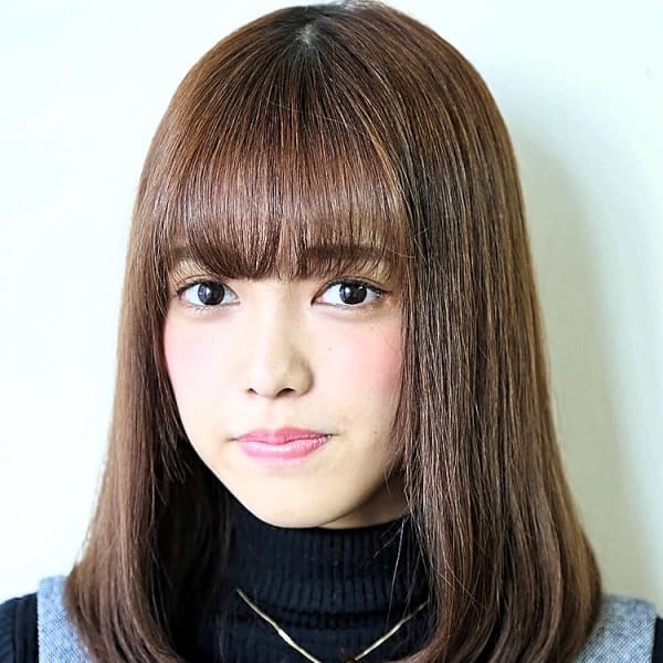前髪長めのツヤボブ