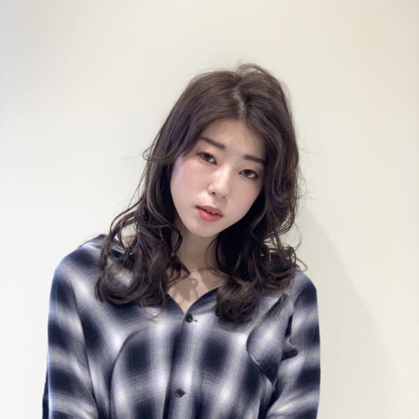 大人可愛い☆センターパート|charites