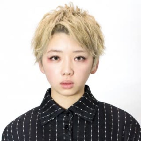 アップバングショート