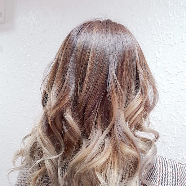 ホワイトカラーグラデーション