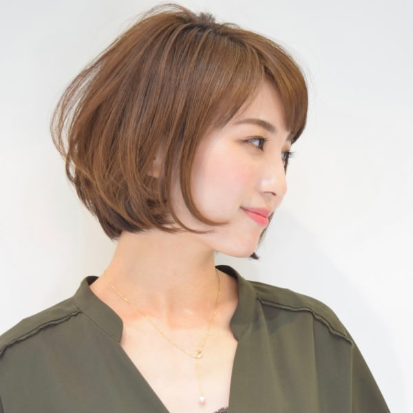 前下がり大人ショートボブ