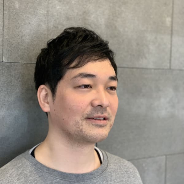 遊びを効かせたビジネススタイル