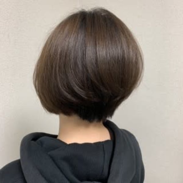 スッキリ前下がりショート