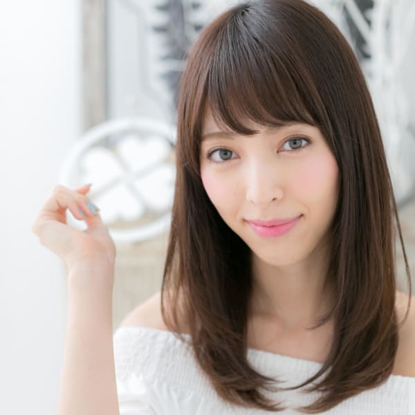しっとりまとまる♪小顔黒髪ストレート　フェミニンロング