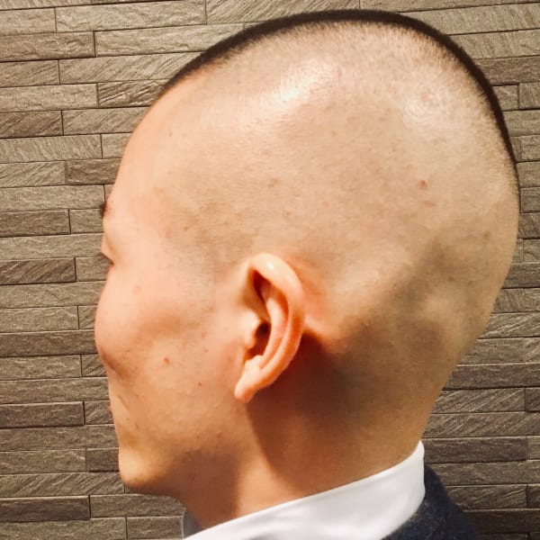 スキンフェードおしゃれボウズ