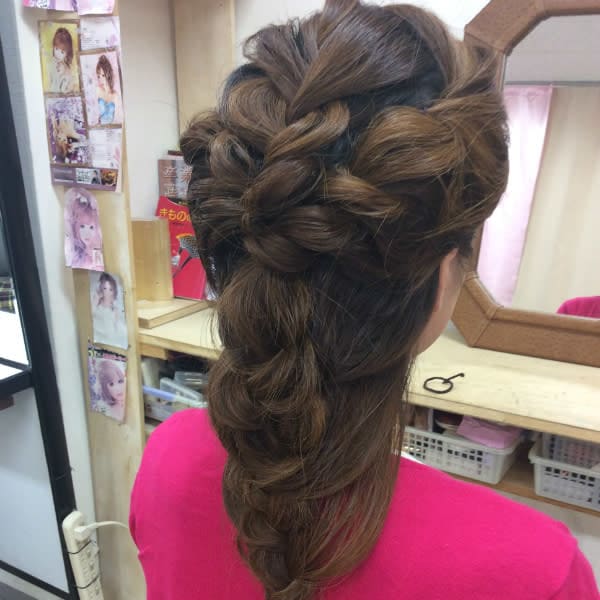 編み込みスタイル