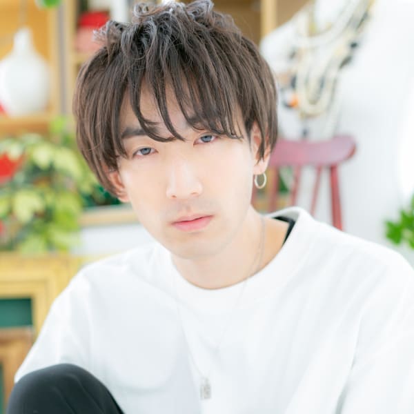 眼差し優し気◎フェザーマッシュ　エアリーショート