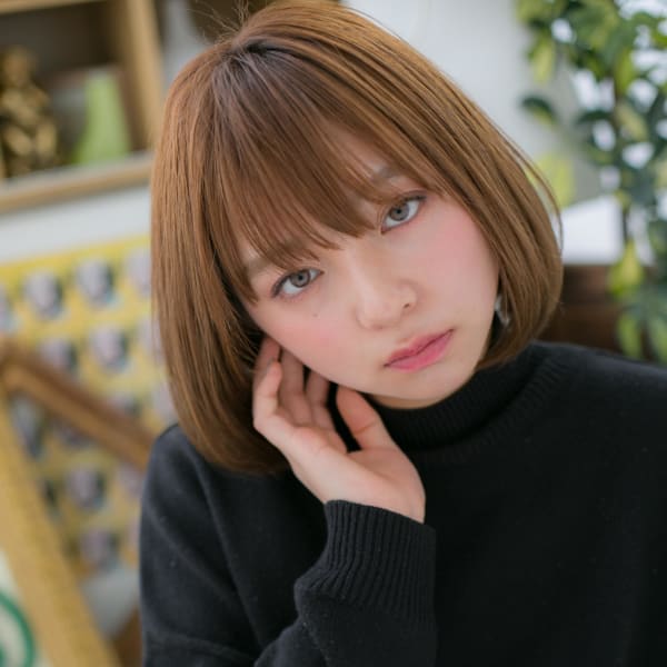 横顔美人♪外国人風カラー前下がりボブ　ガーリーボブ