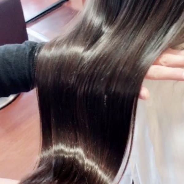 驚異のツヤ蘇りミネコラ潤い煌めきトリートメント大阪ミネコラ取|FullBright【心斎橋/堺筋本町/南船場】