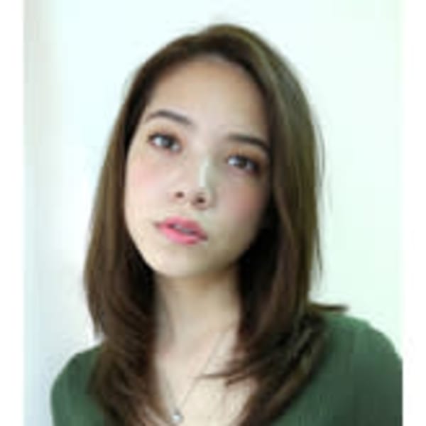 軽やかレイヤーストレート【grandage 小岩】