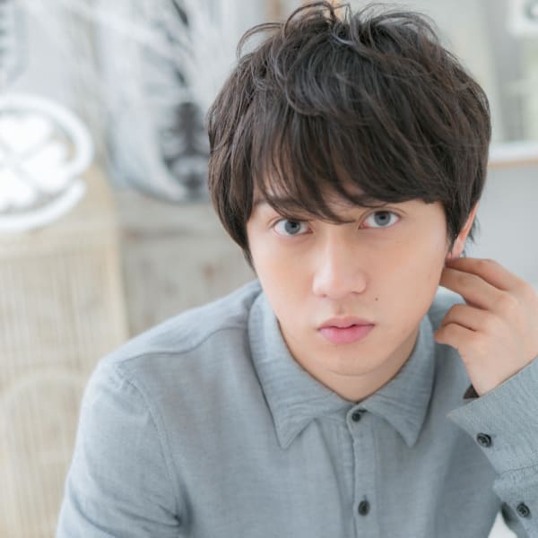 ラフ感で遊ぶ!サイドパート無造作ショート クールショート