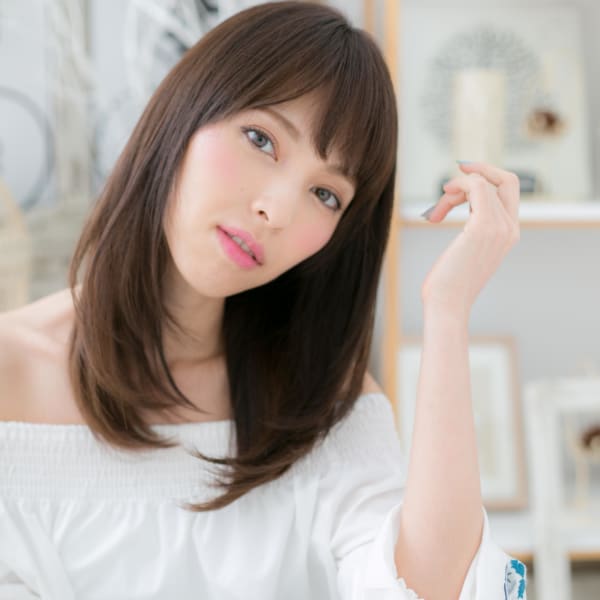 しっとりまとまる♪小顔黒髪ストレート　エレガントロング