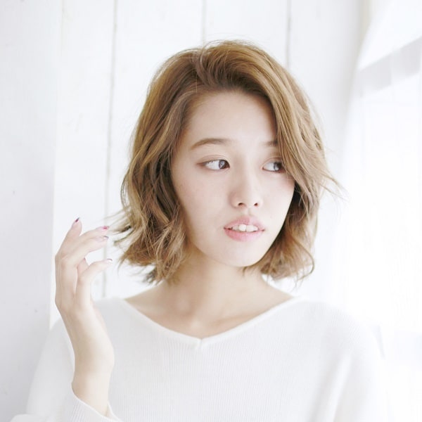 オススメ順 パーマ クール レイヤー ミディアムの髪型 ヘアスタイル 楽天ビューティ