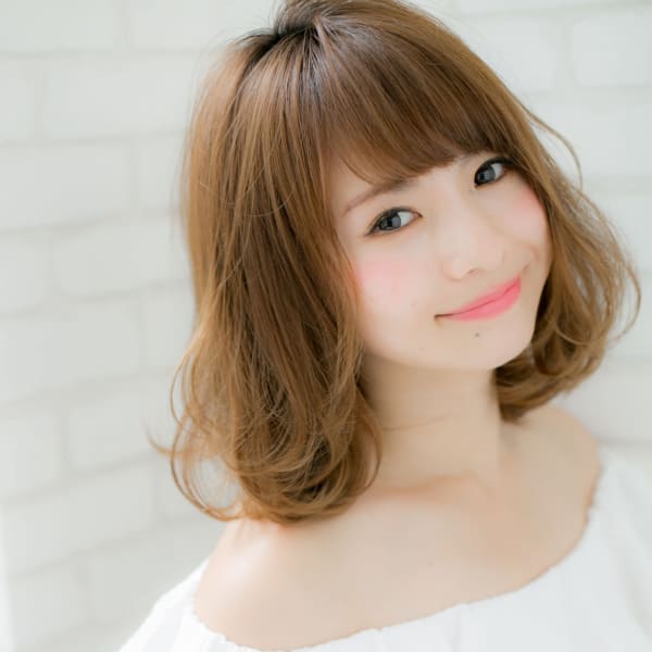 『ROMA』大人女性にも似合う！人気デジタルパーマ小顔ロブ
