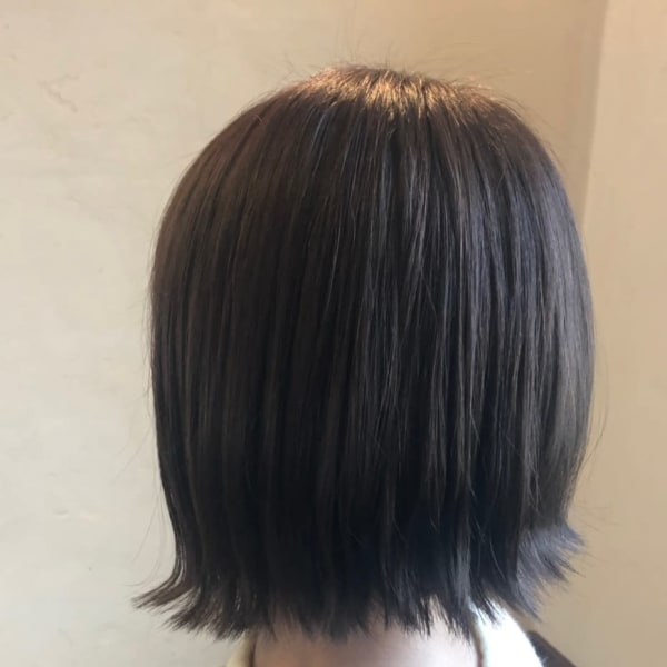 切りっぱなしボブ