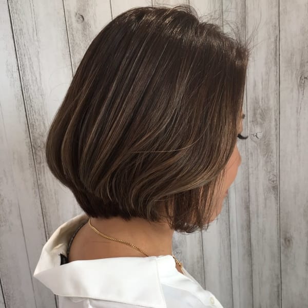 大人艶感ボブ!大人ハイライトで赤み打ち消しカラー