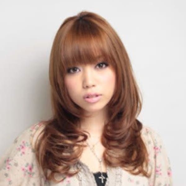 華やかカールウェーブ~まわりの視線をクギ付けに