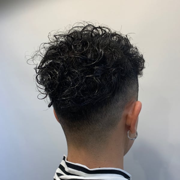 フェード刈り上げハードパーマ
