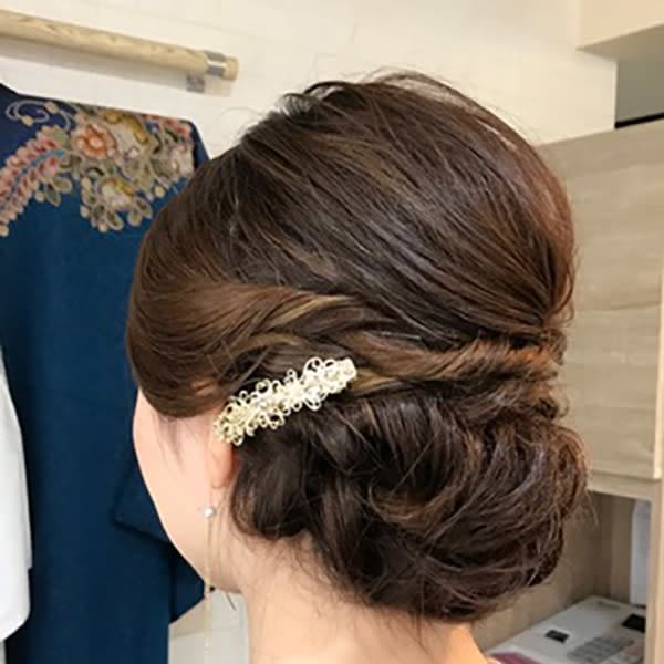 ヘアーセット　ネープシニヨン  