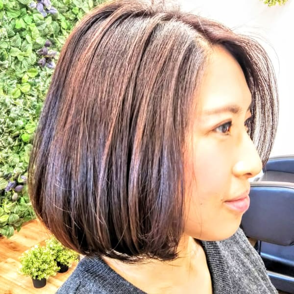 切りっぱなし風ボブ|HAIR TOWADA IN LINDEN
