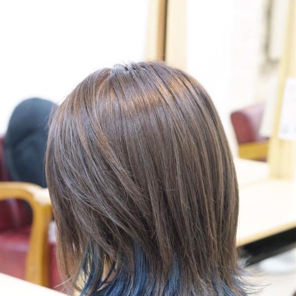 インナーネイビーブルー