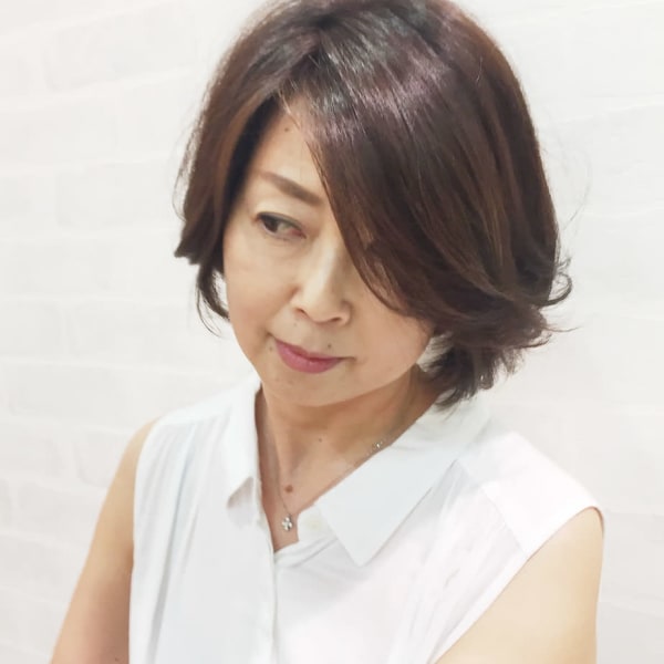 ミセスに似合うひし形小顔美シルエット