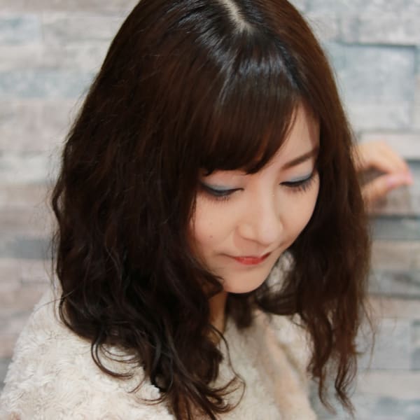 大人かわいい フェミニンミディ|LA・NATURE 八尾木店