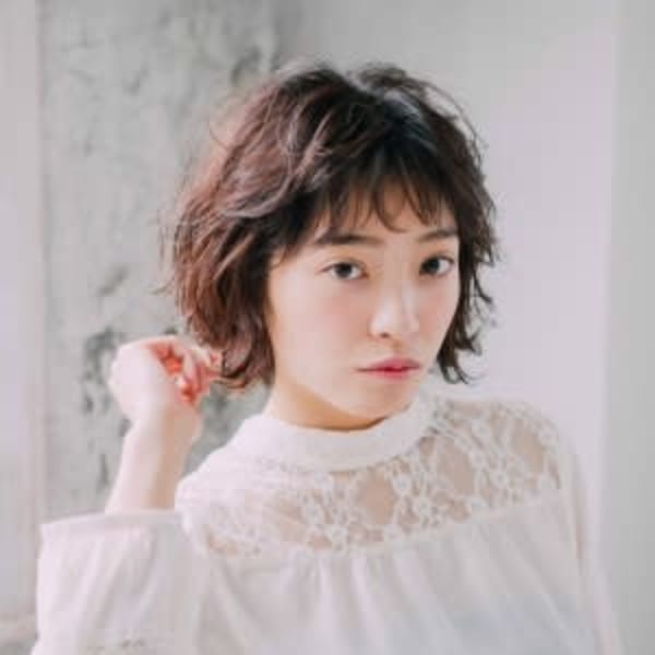 ガーリーカーリー|ESCAPE to bona 高崎店