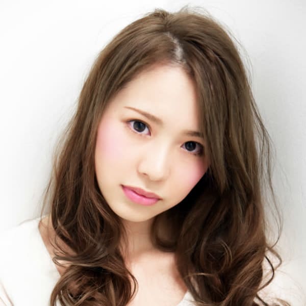 透明感×プラチナベージュアッシュ|Royd's